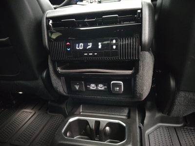 2026 Jeep Grand Wagoneer Base