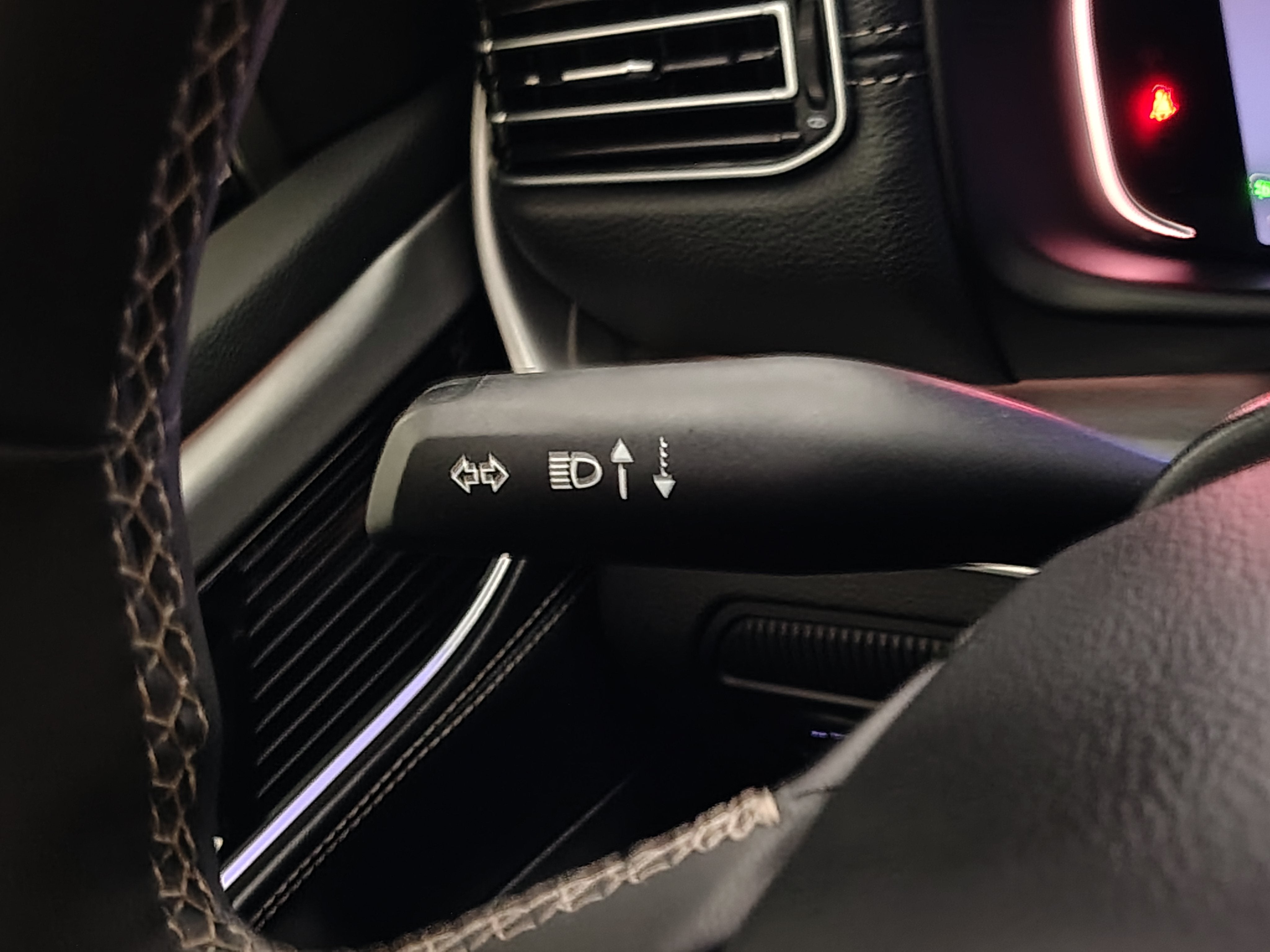 2026 Jeep Grand Wagoneer Base
