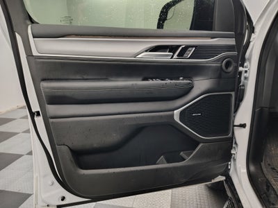 2026 Jeep Grand Wagoneer Base