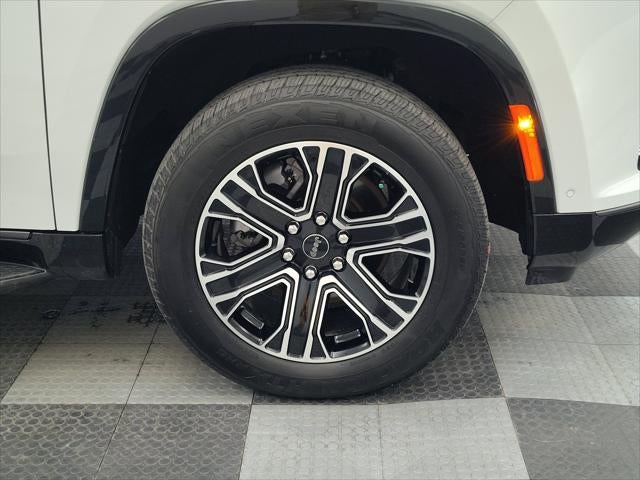 2026 Jeep Grand Wagoneer Base