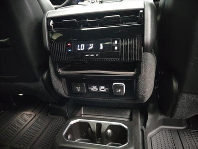 2026 Jeep Grand Wagoneer Base