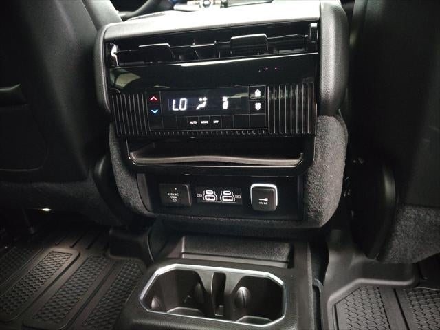 2026 Jeep Grand Wagoneer Base