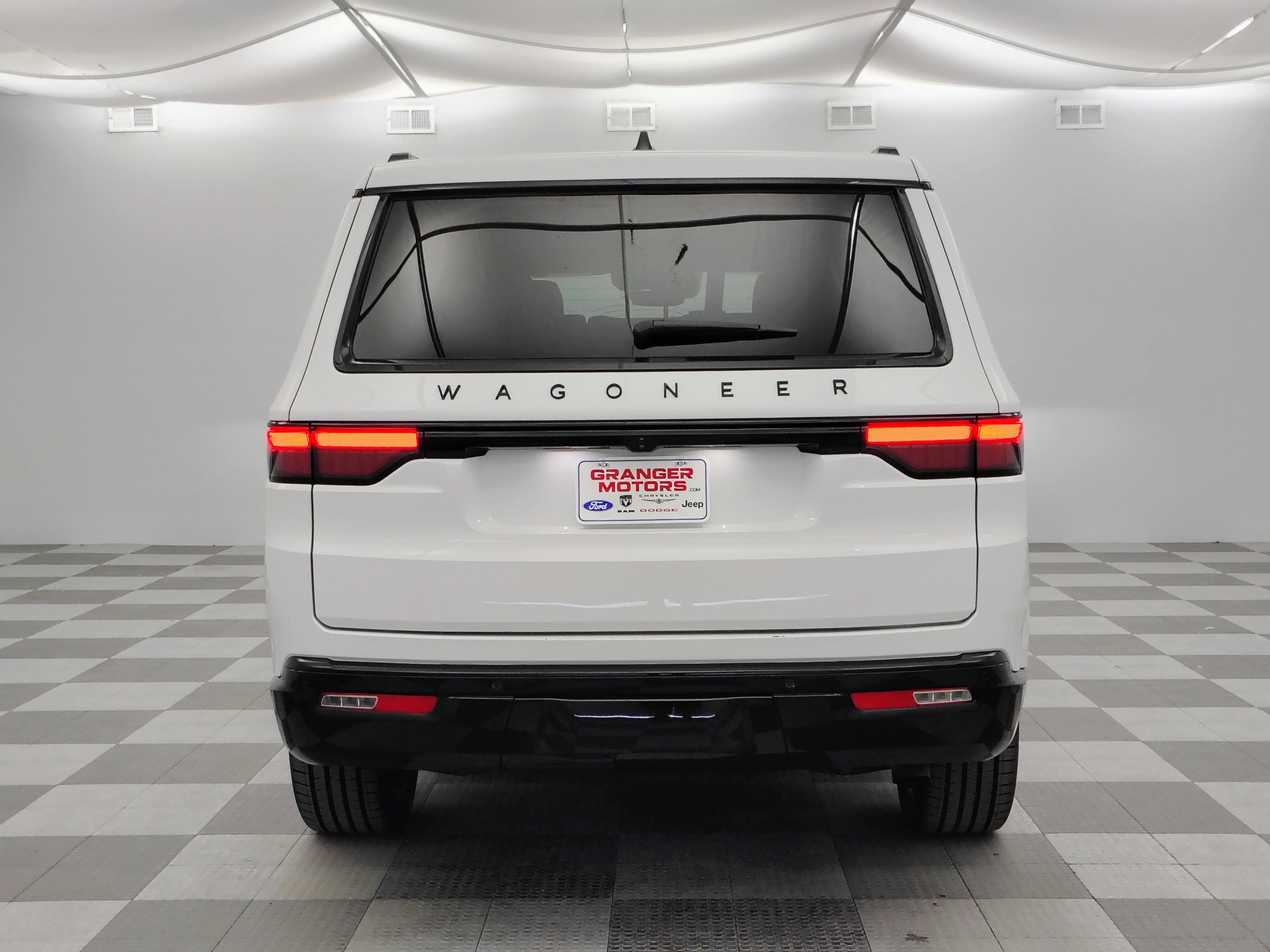 2024 Jeep Wagoneer Series II Carbide