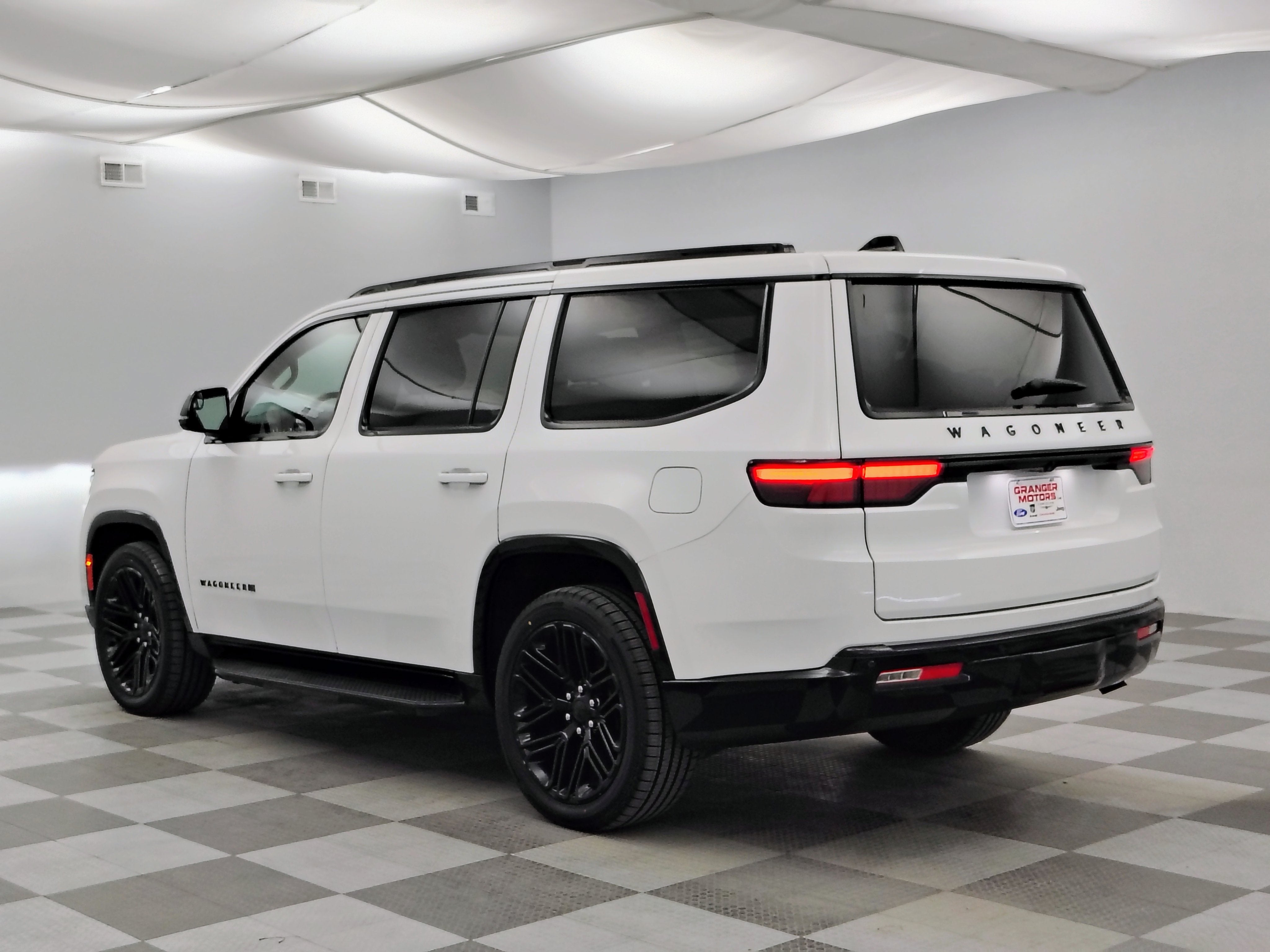 2024 Jeep Wagoneer Series II Carbide