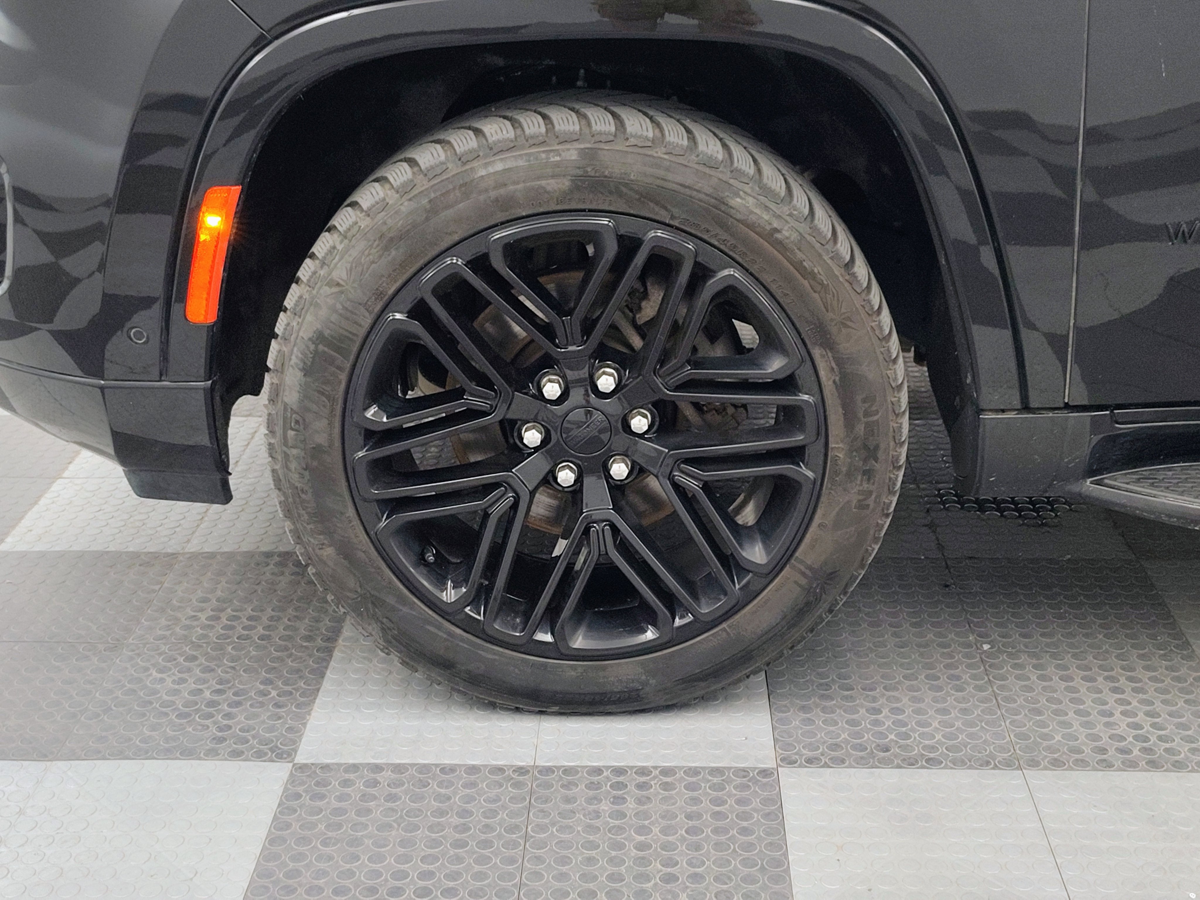 2024 Jeep Wagoneer Series II Carbide