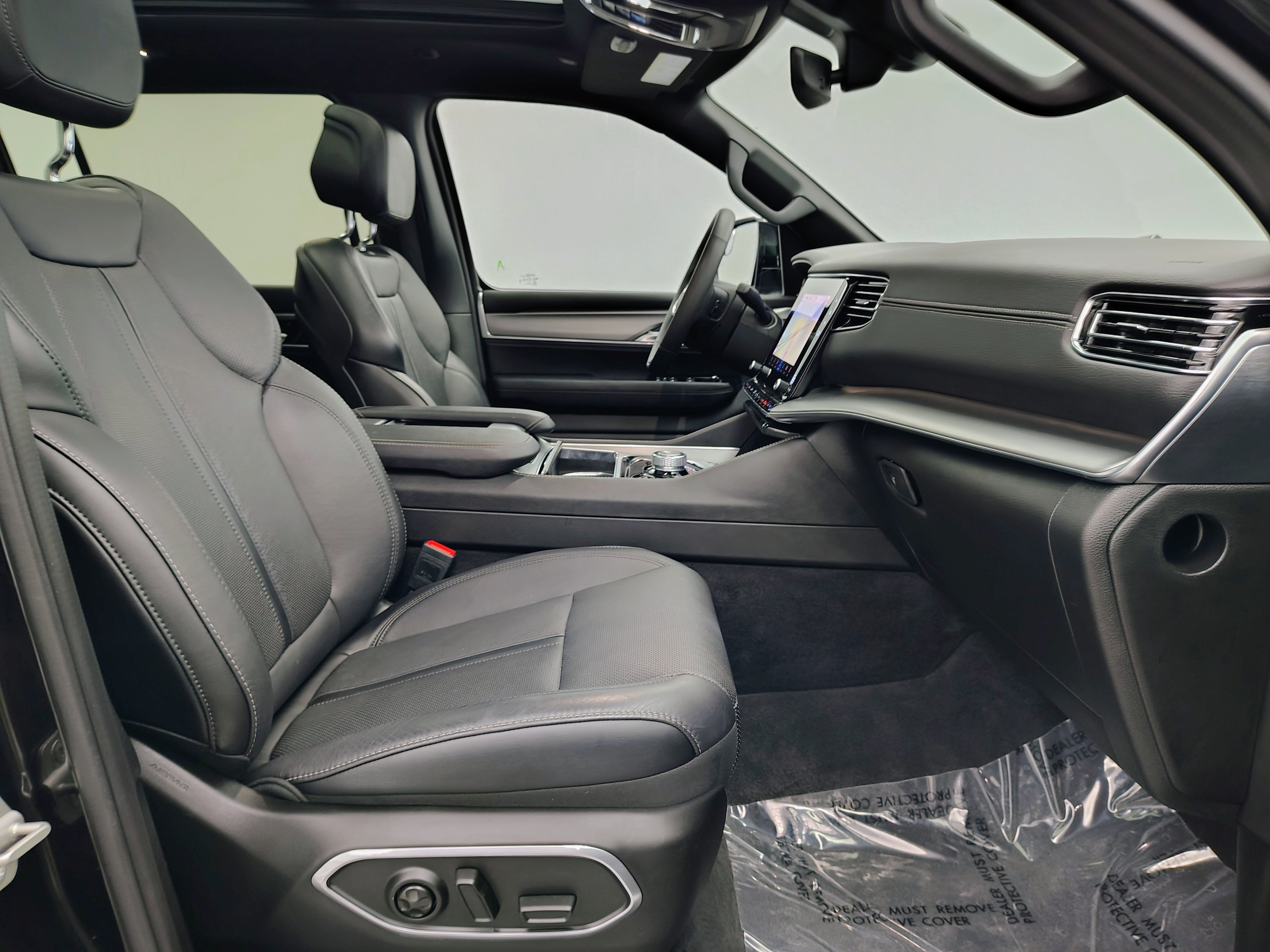 2024 Jeep Wagoneer Series II Carbide