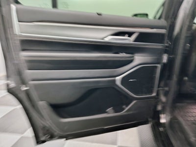 2024 Jeep Wagoneer Series II Carbide