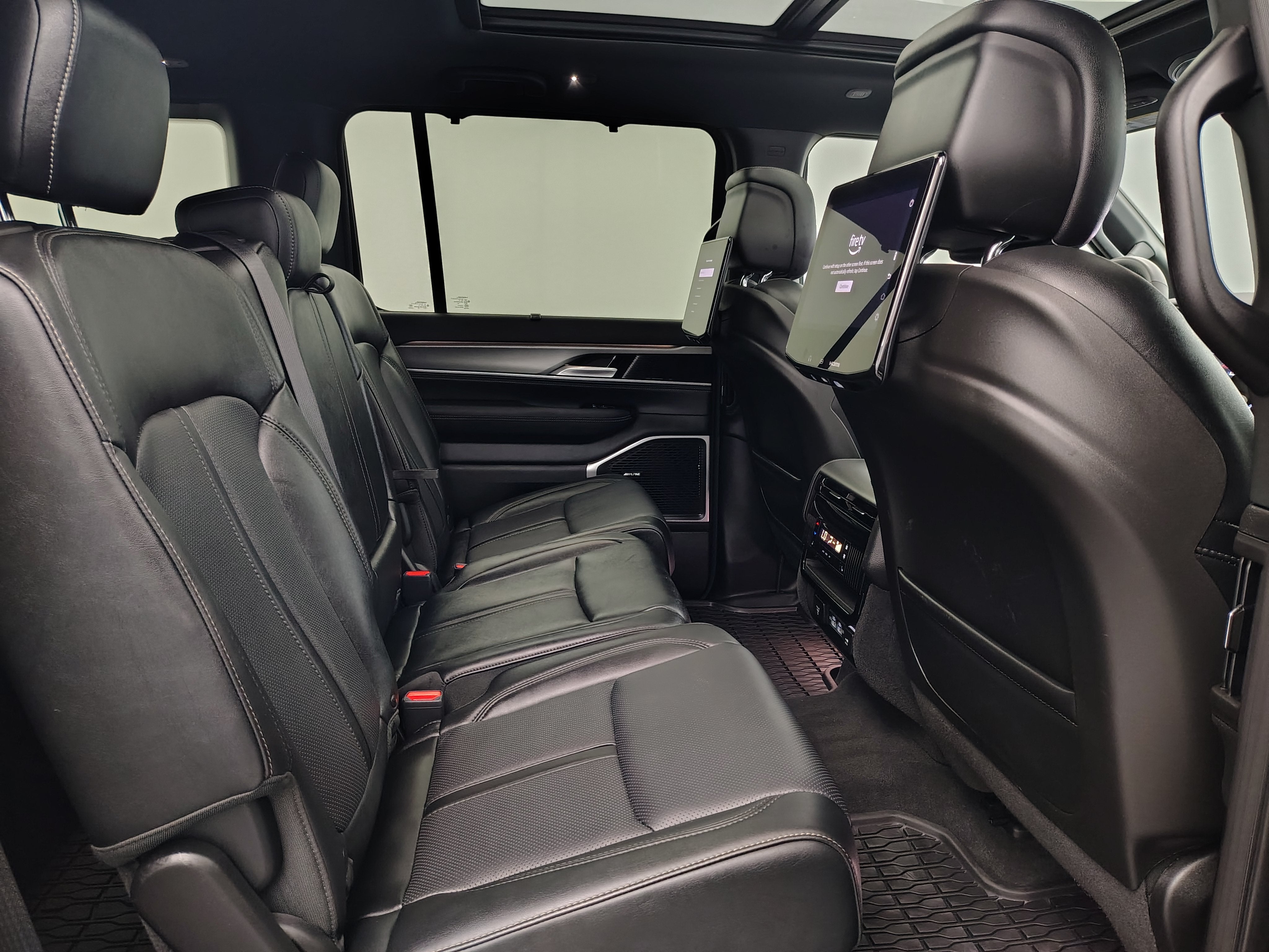 2024 Jeep Wagoneer Series II Carbide