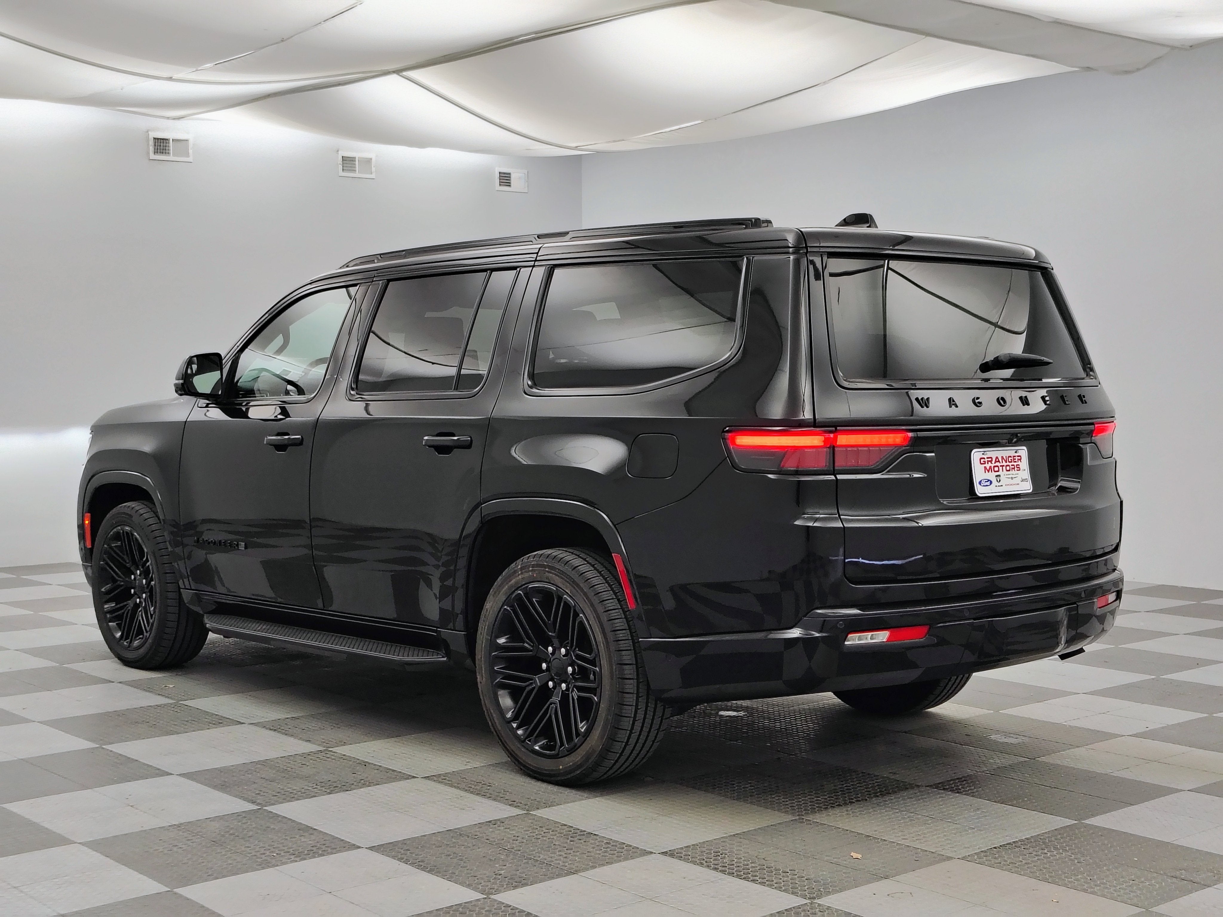 2024 Jeep Wagoneer Series II Carbide
