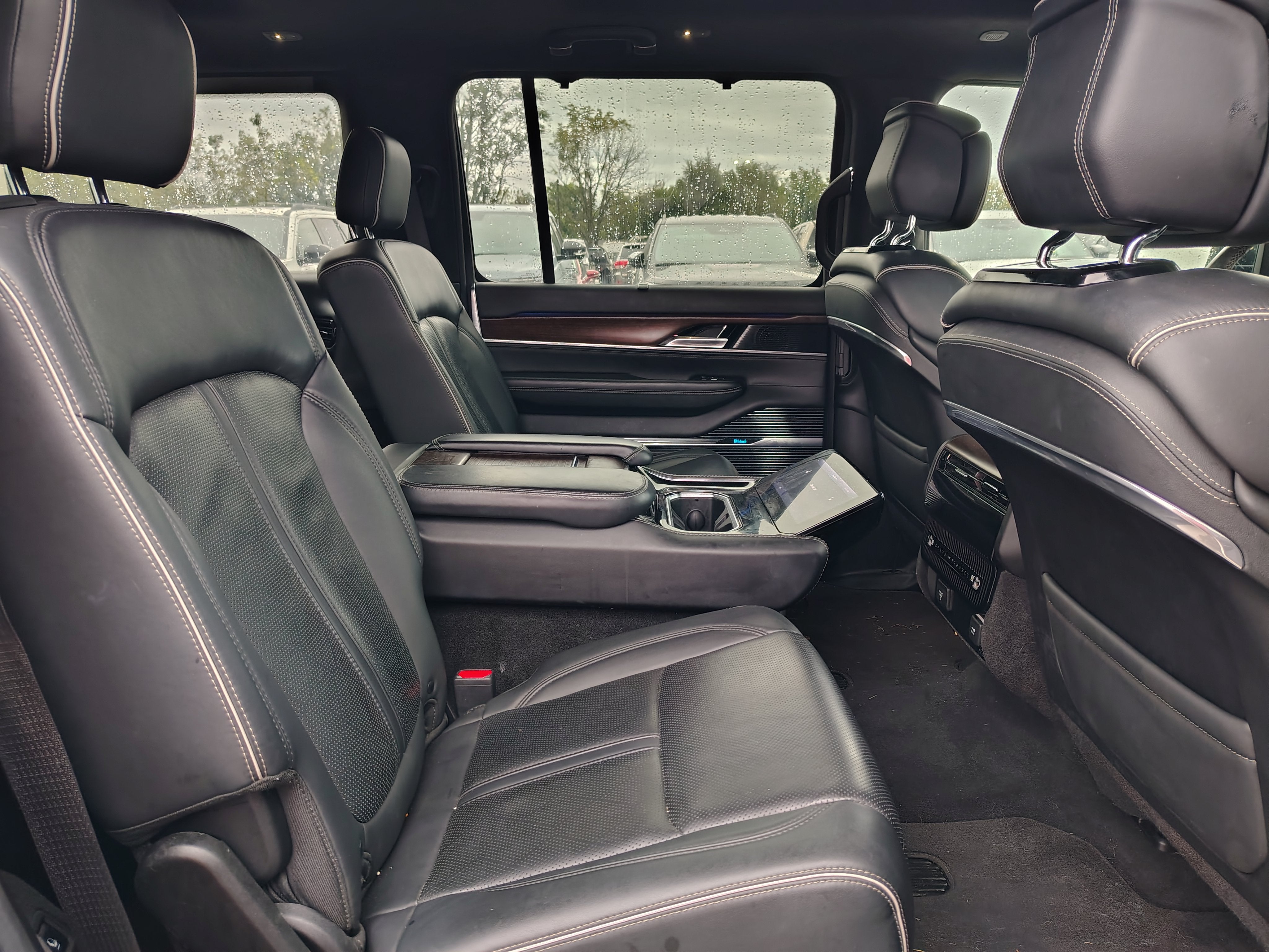 2023 Jeep Grand Wagoneer Series II