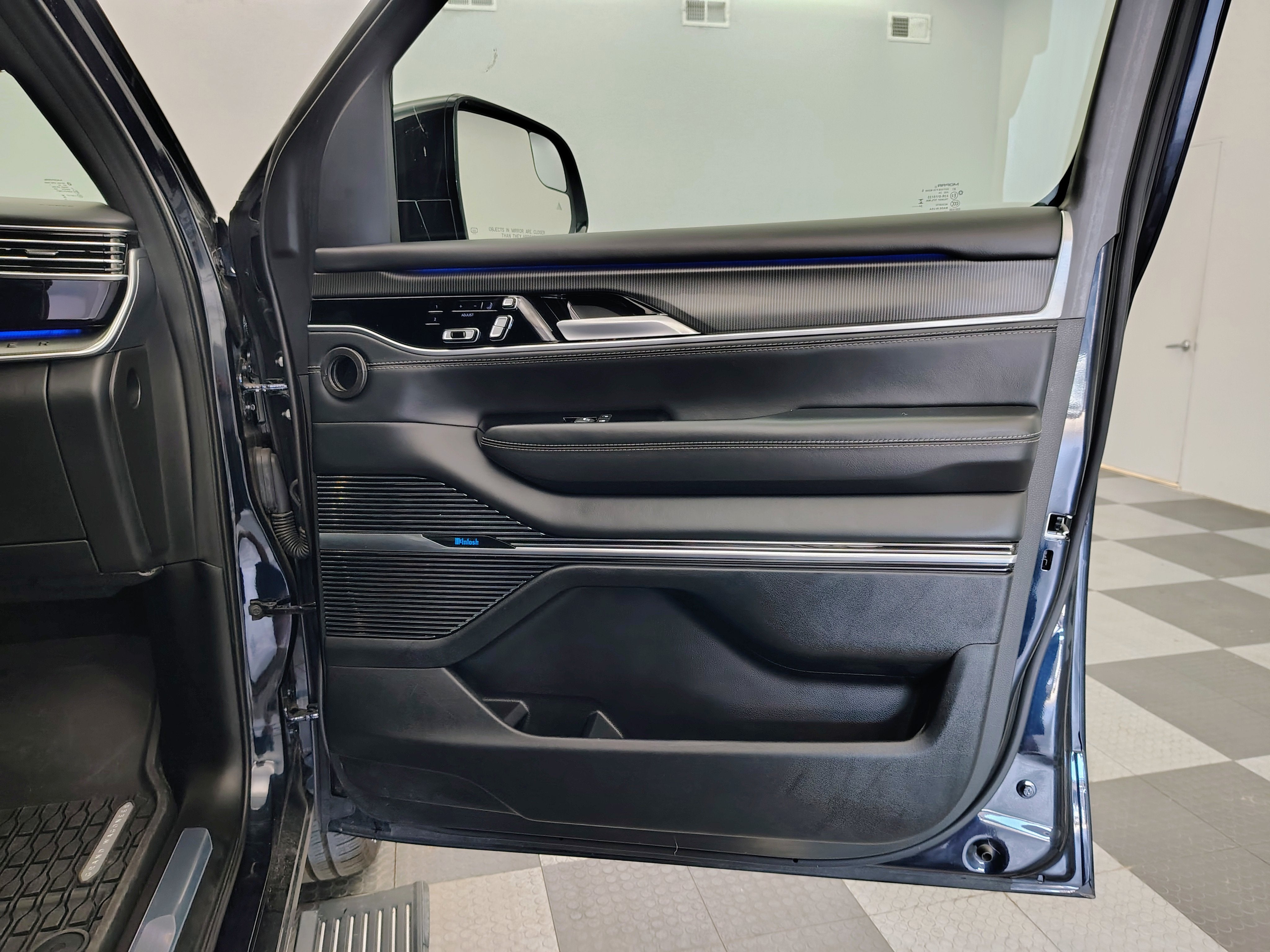 2025 Jeep Grand Wagoneer Series II