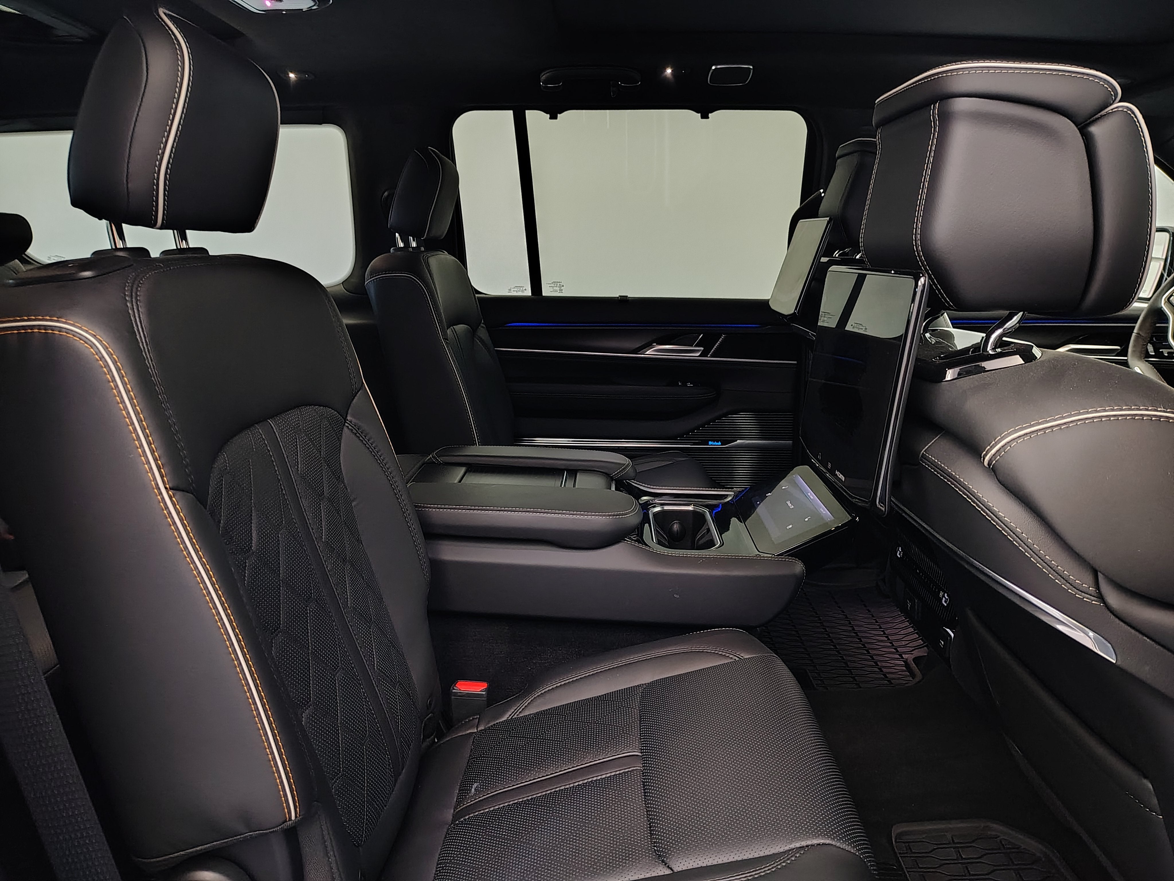 2025 Jeep Grand Wagoneer Series II
