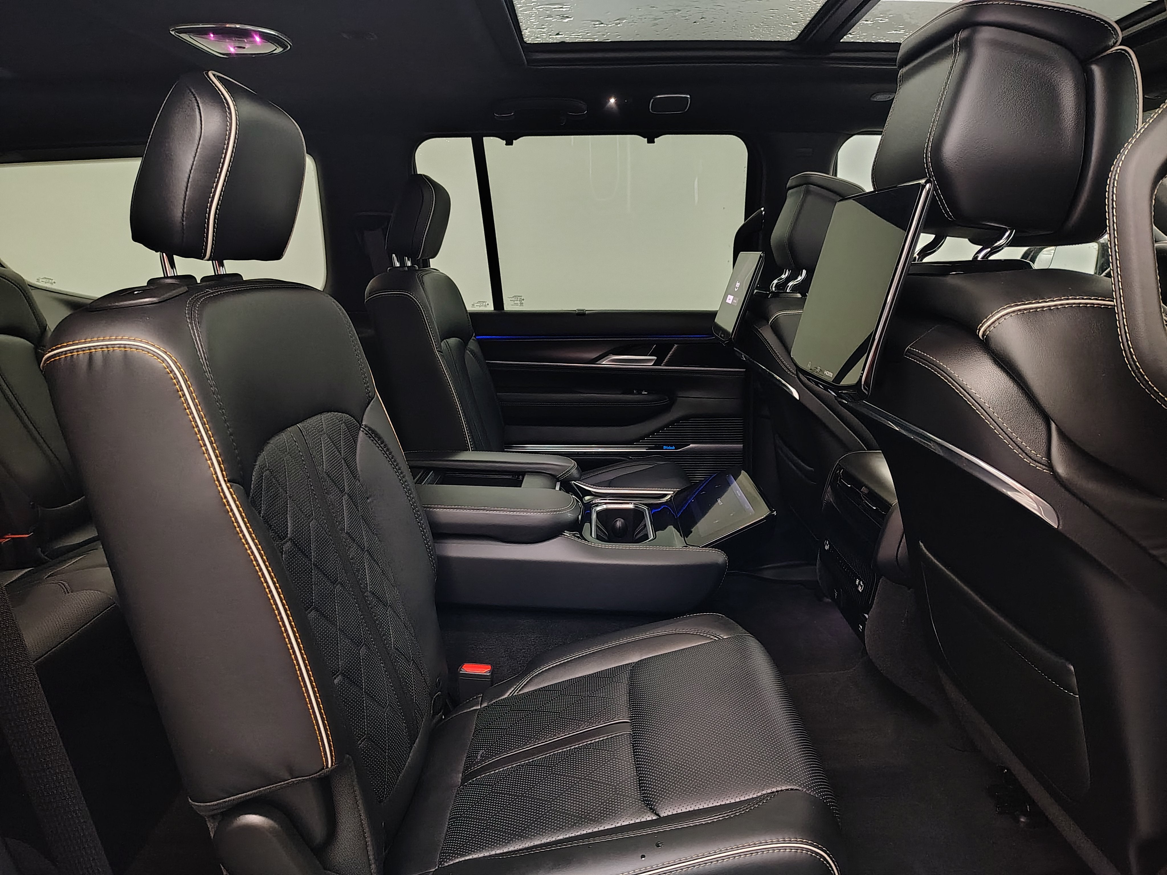 2025 Jeep Grand Wagoneer Series II