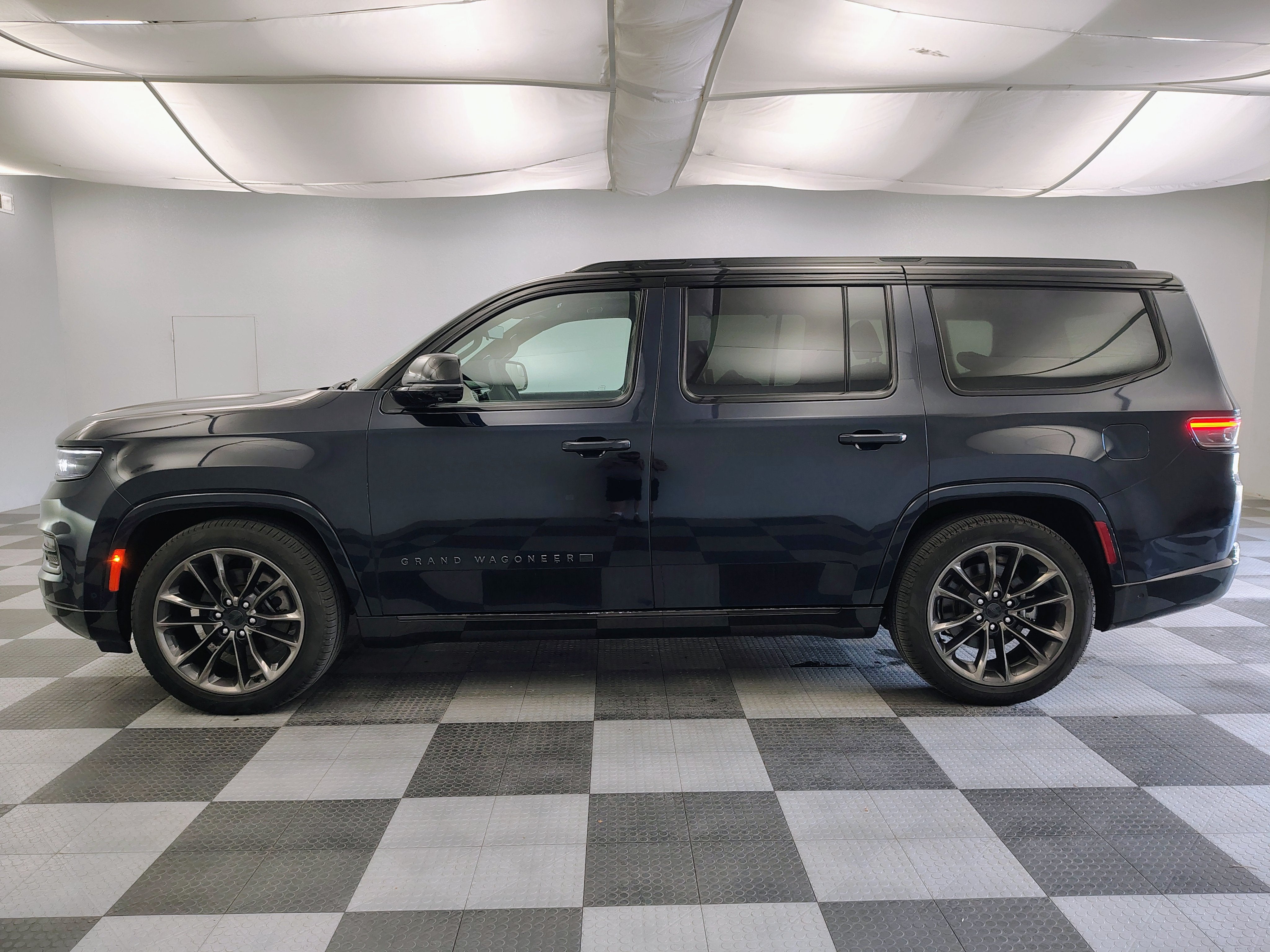2025 Jeep Grand Wagoneer Series II