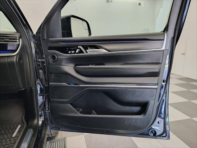 2025 Jeep Grand Wagoneer Series II