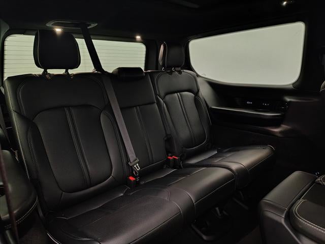 2025 Jeep Grand Wagoneer Series II