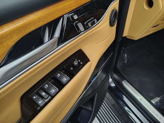 2025 Jeep Grand Wagoneer Series III