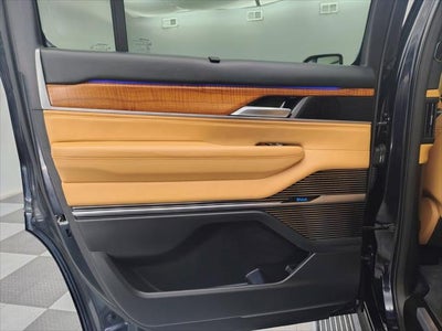 2025 Jeep Grand Wagoneer Series III