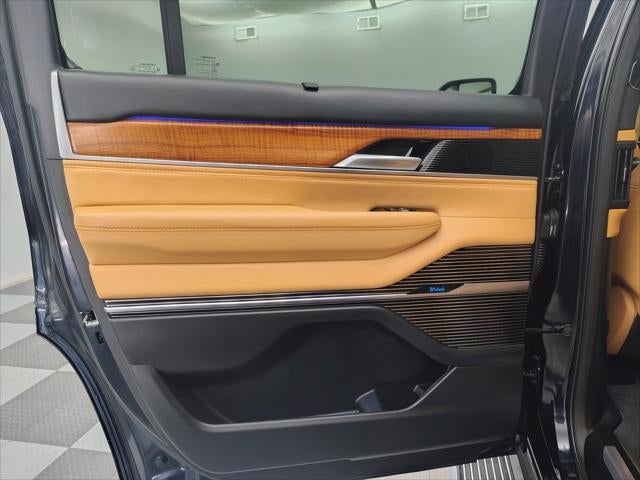 2025 Jeep Grand Wagoneer Series III