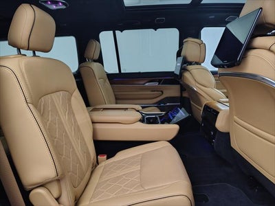 2025 Jeep Grand Wagoneer Series III