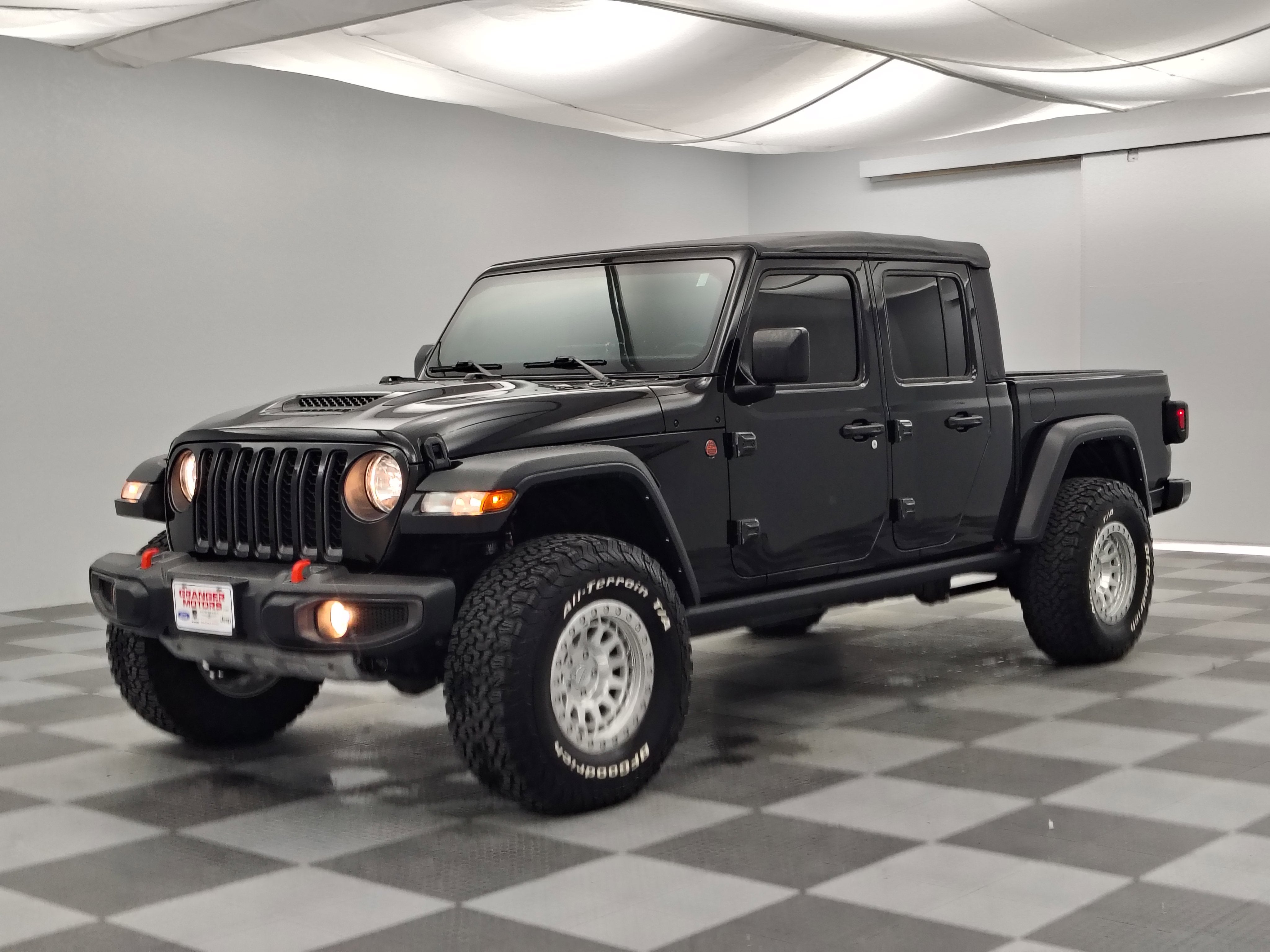 2023 Jeep Gladiator Mojave