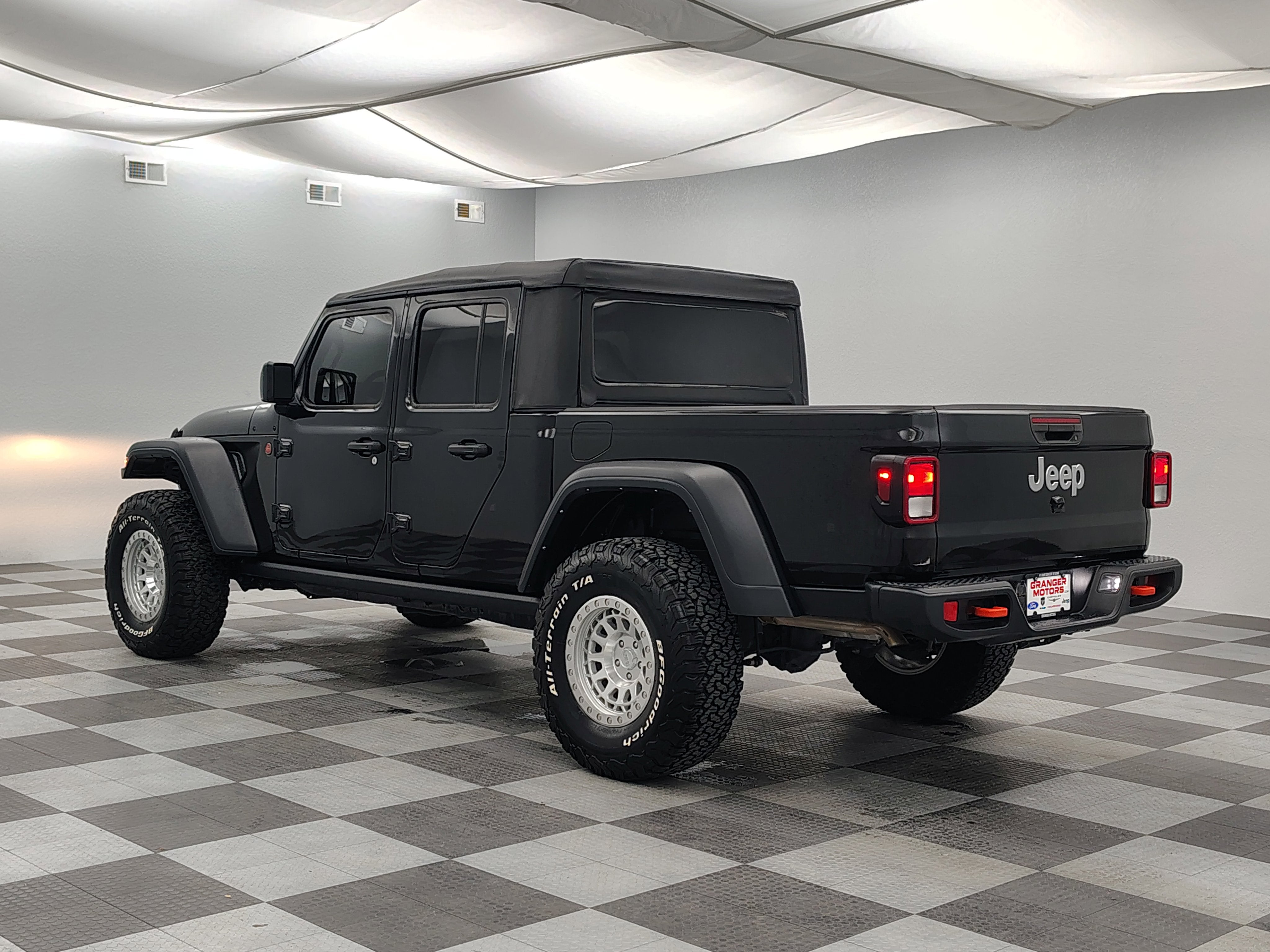 2023 Jeep Gladiator Mojave