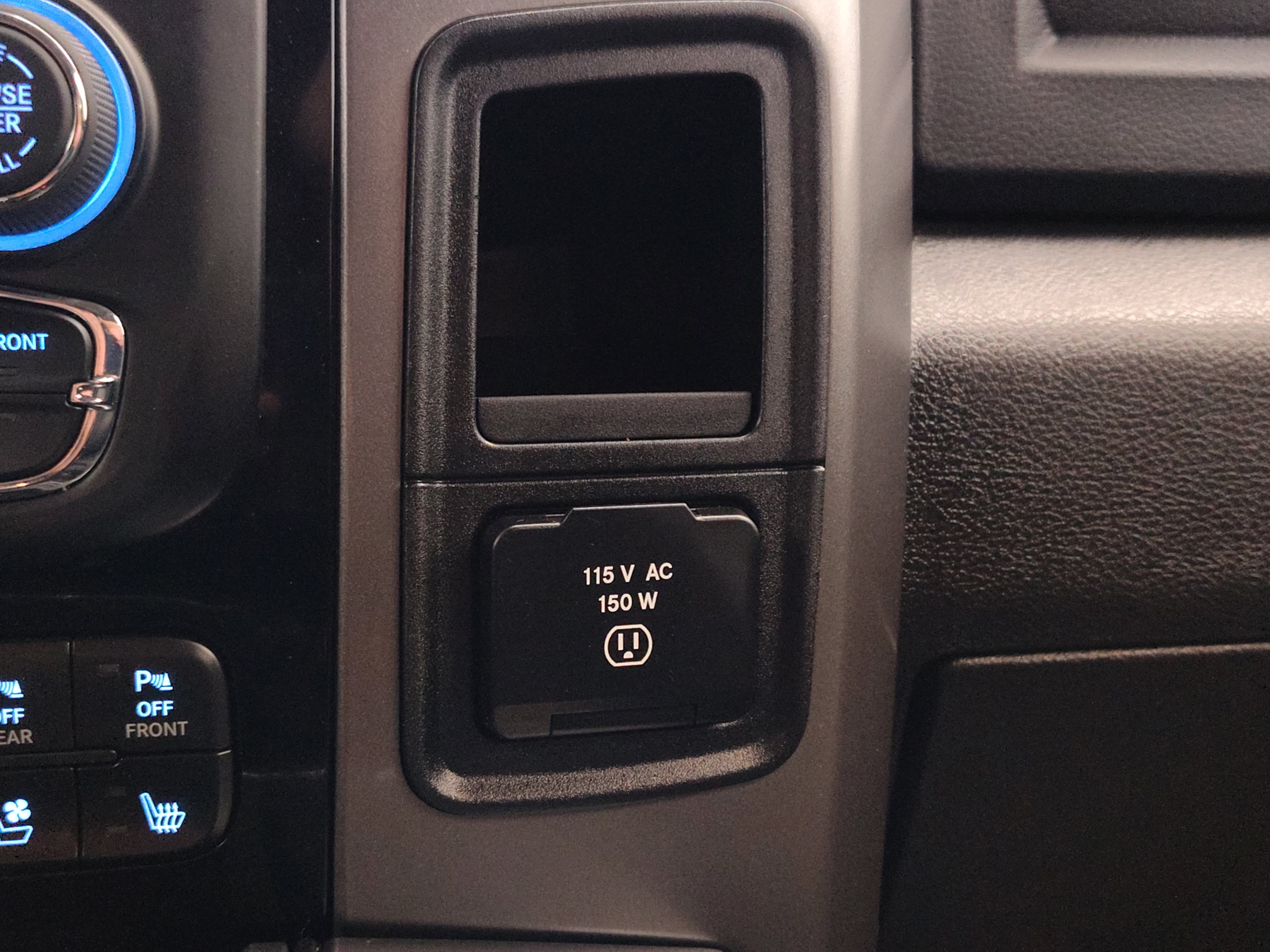 2018 RAM 1500 Sport