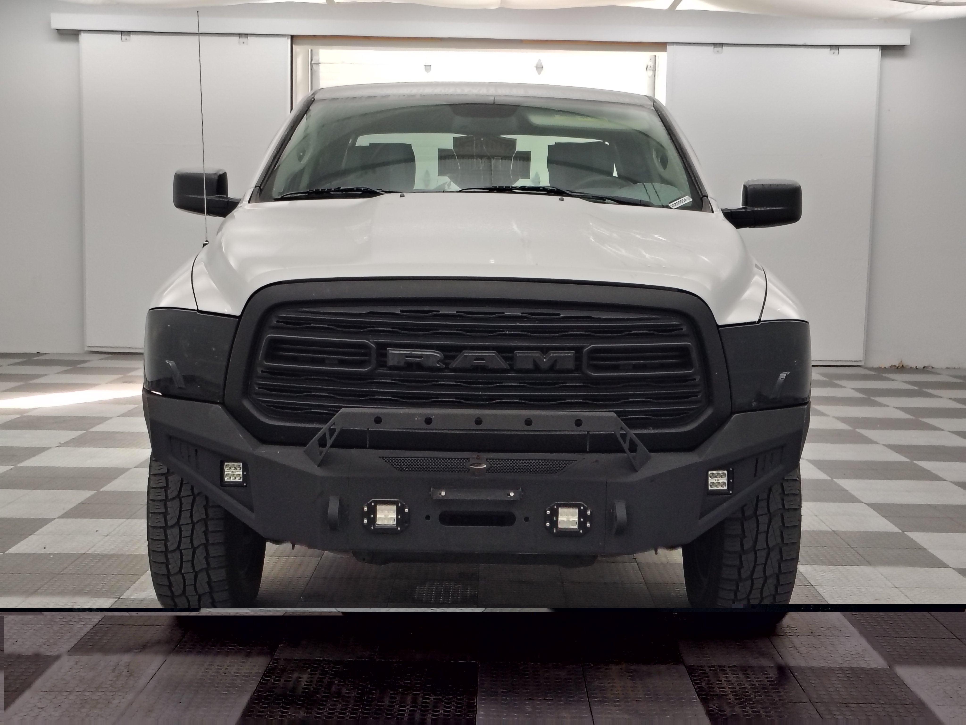 2018 RAM 1500 ST
