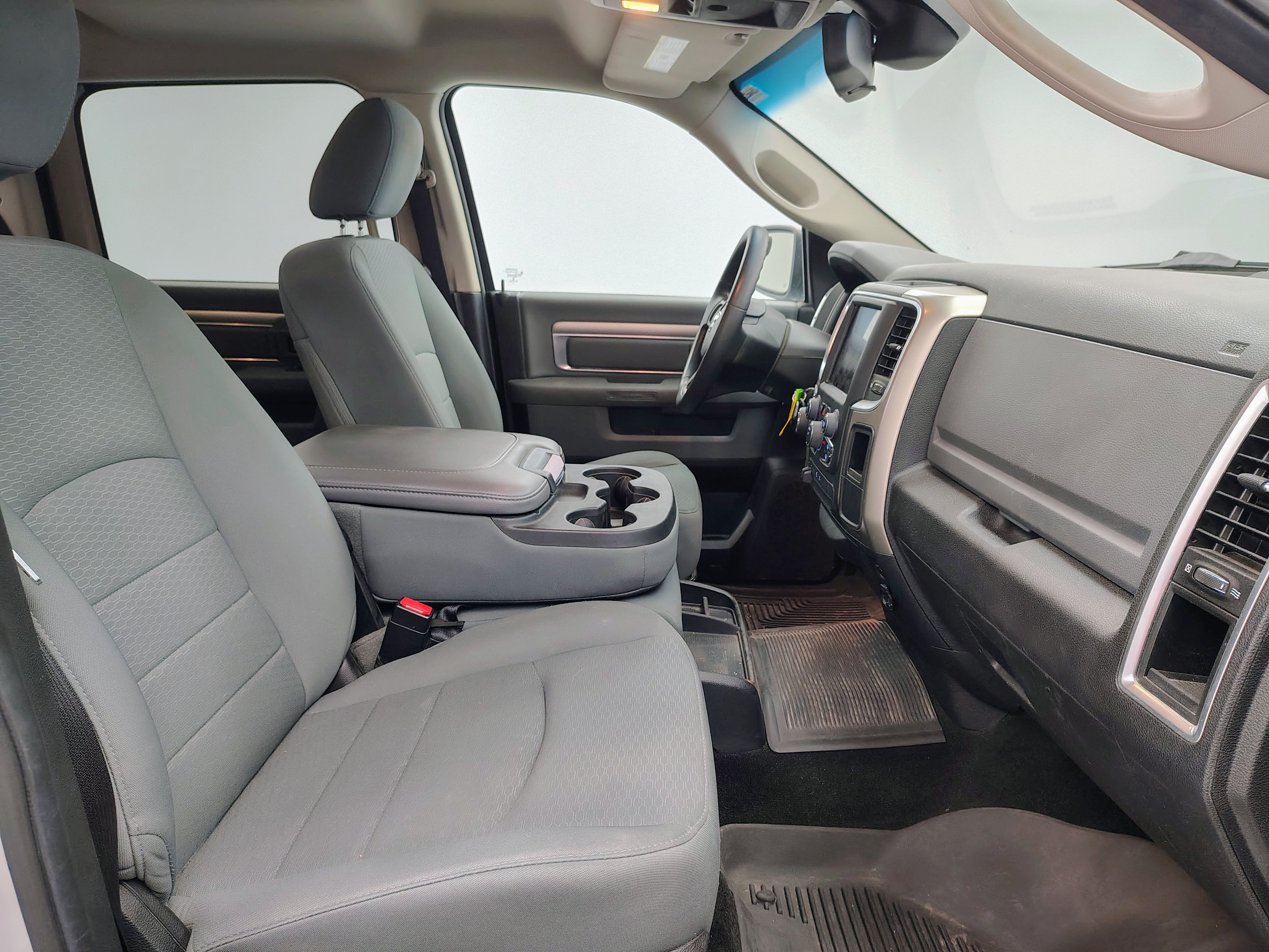 2014 RAM 1500 SLT