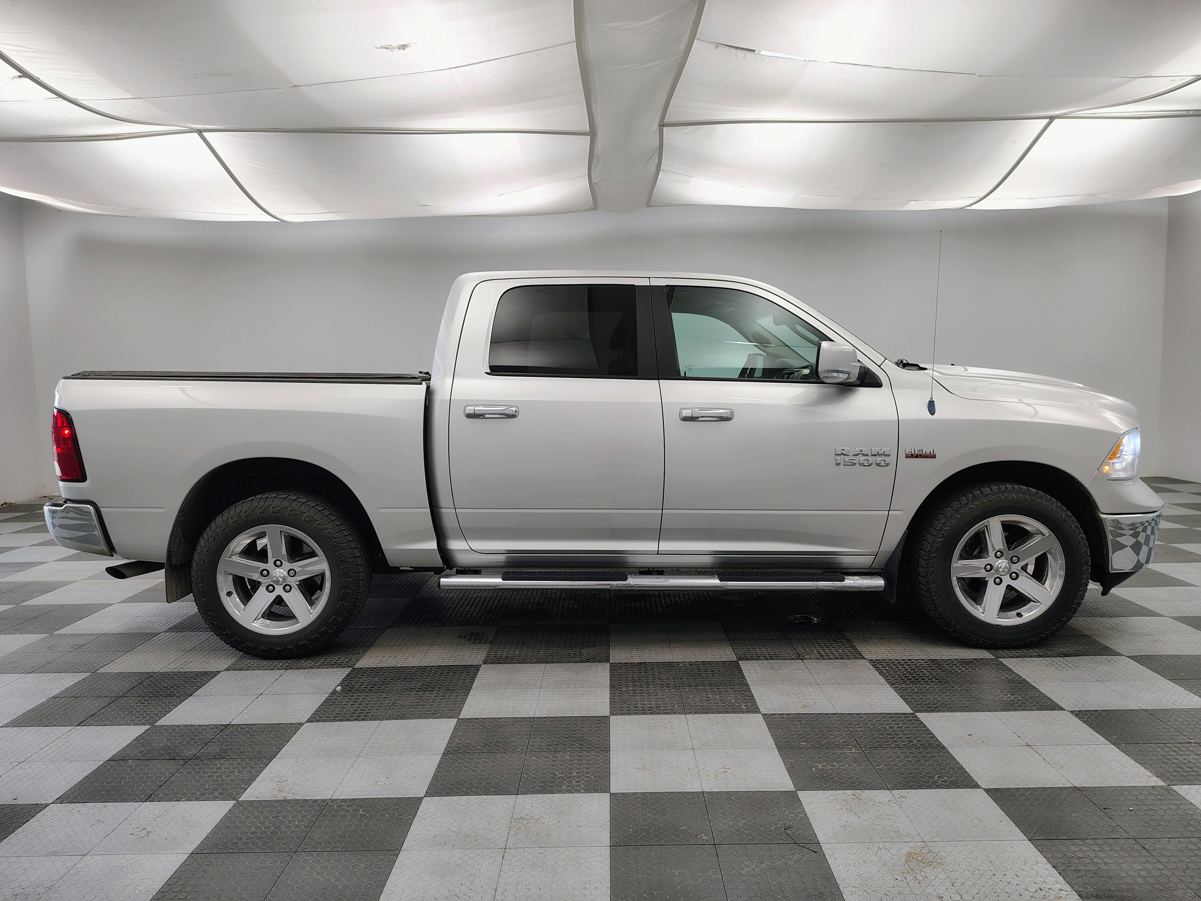 2014 RAM 1500 SLT