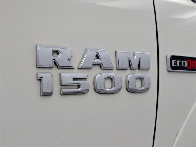 2018 RAM 1500 Laramie Crew Cab 4x4 5'7' Box