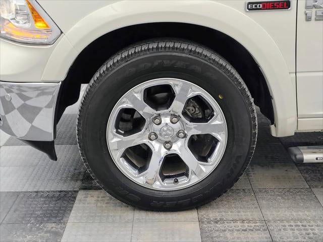 2018 RAM 1500 Laramie Crew Cab 4x4 5'7' Box