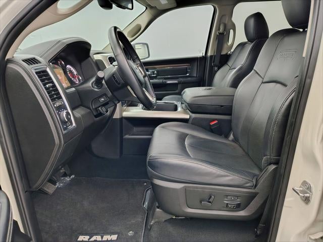 2018 RAM 1500 Laramie Crew Cab 4x4 5'7' Box
