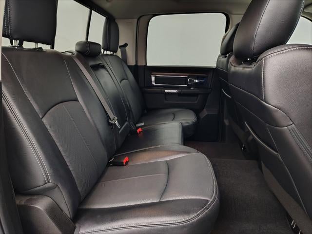 2018 RAM 1500 Laramie Crew Cab 4x4 5'7' Box