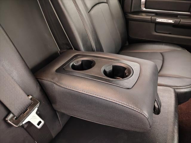 2018 RAM 1500 Laramie Crew Cab 4x4 5'7' Box