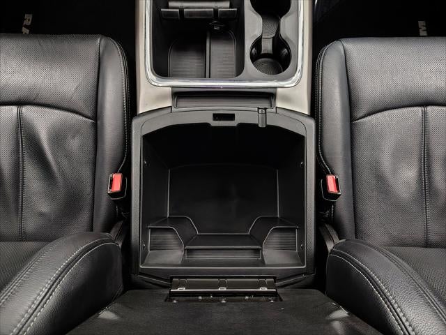 2018 RAM 1500 Laramie Crew Cab 4x4 5'7' Box
