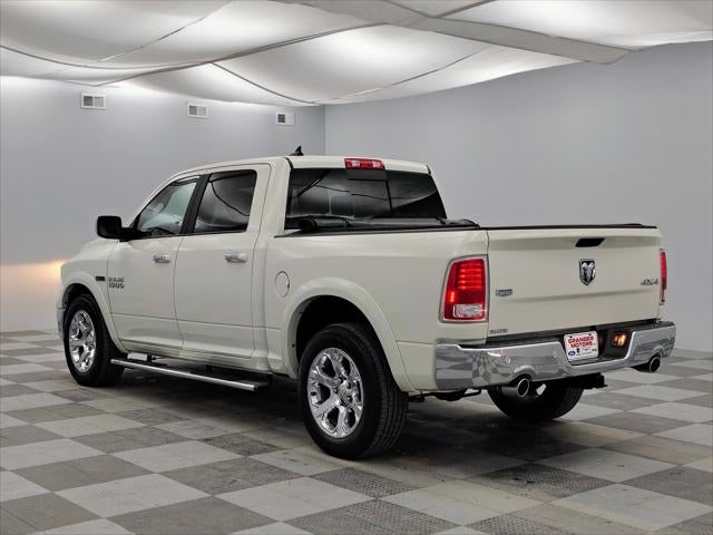 2018 RAM 1500 Laramie Crew Cab 4x4 5'7' Box