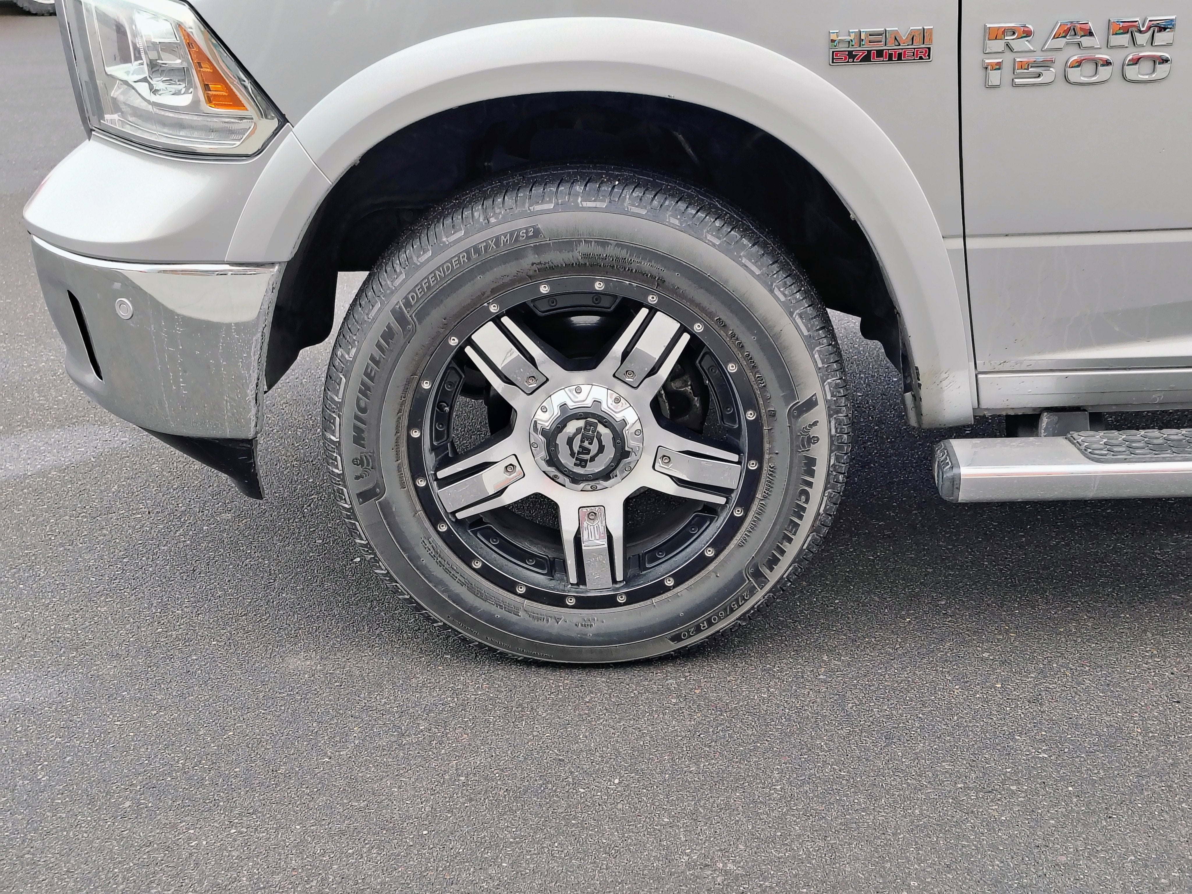 2014 RAM 1500 Laramie