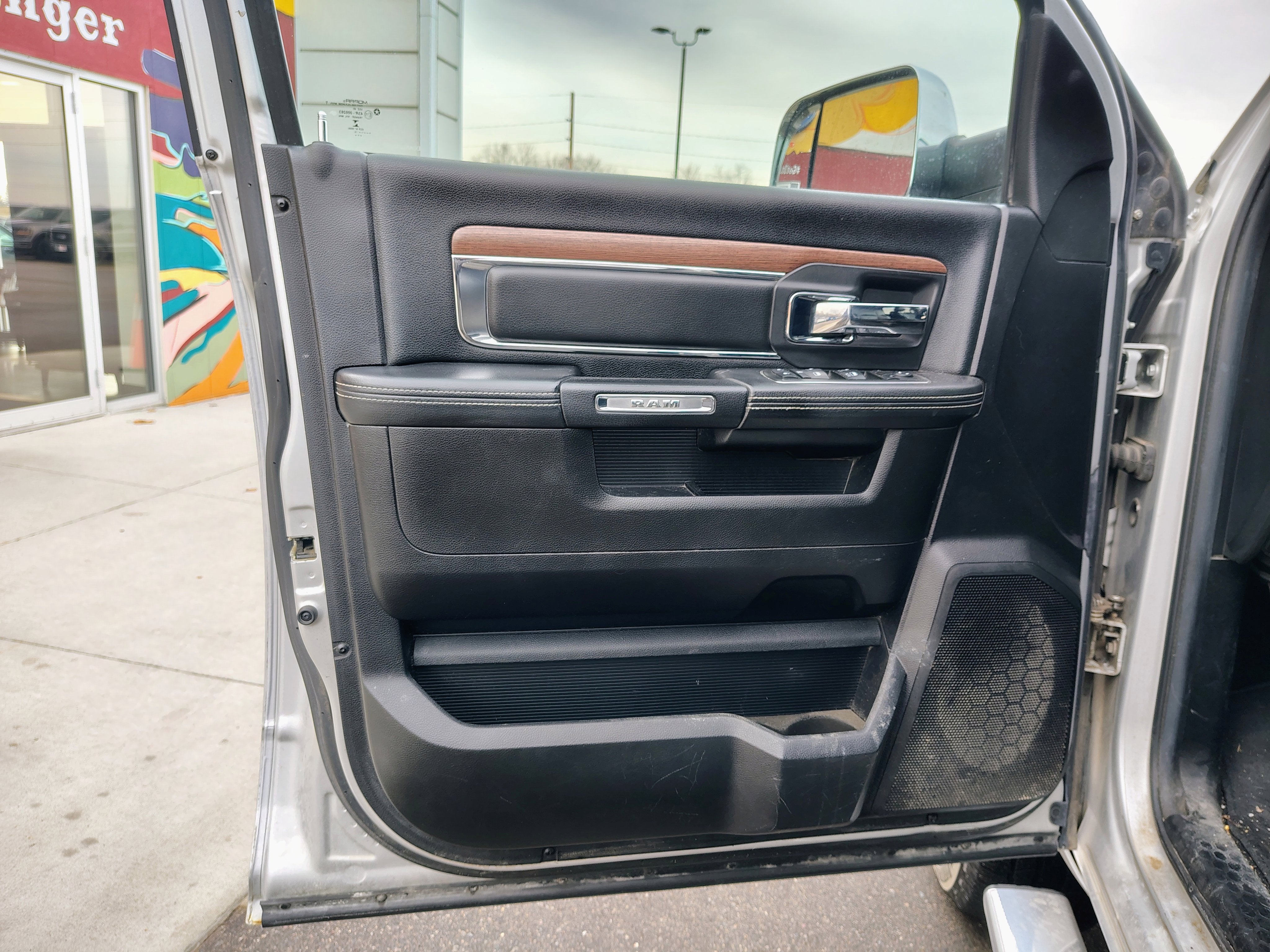 2014 RAM 1500 Laramie