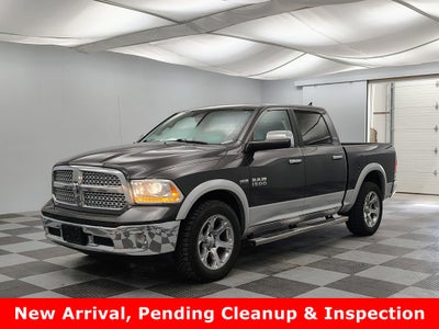 2017 RAM 1500 Laramie Crew Cab 4x4 5'7' Box
