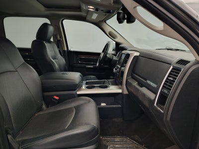2017 RAM 1500 Laramie Crew Cab 4x4 5'7' Box