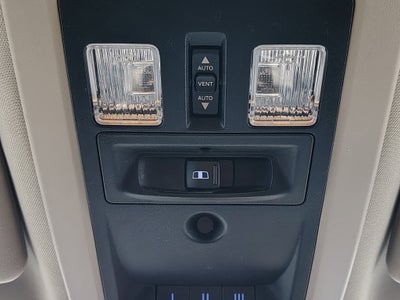 2017 RAM 1500 Laramie Crew Cab 4x4 5'7' Box