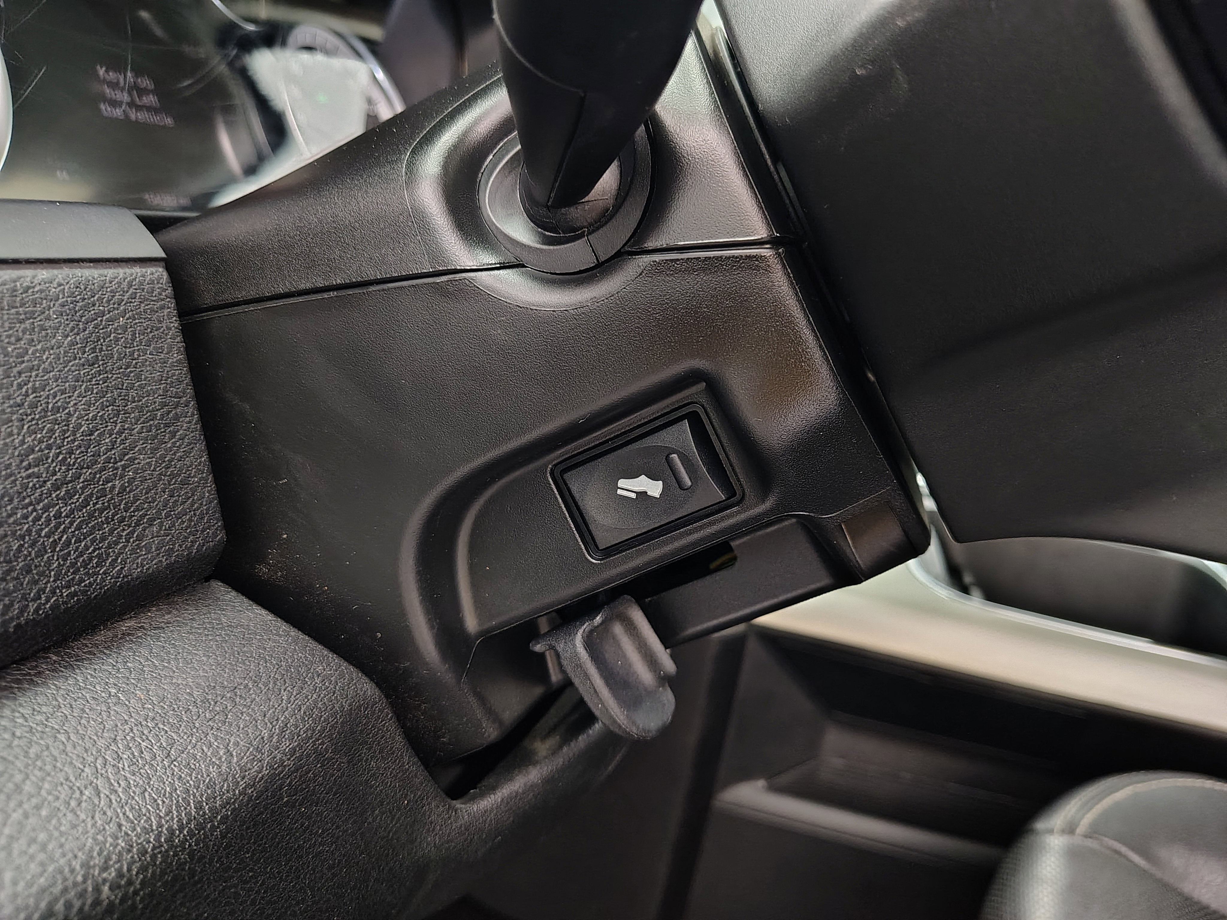 2017 RAM 1500 Laramie Crew Cab 4x4 5'7' Box