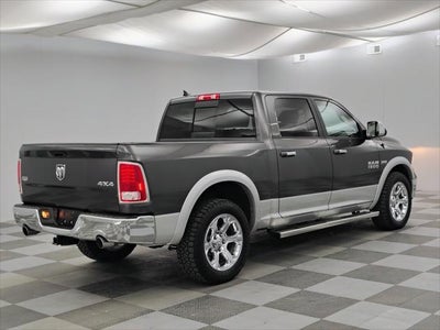 2017 RAM 1500 Laramie Crew Cab 4x4 5'7' Box