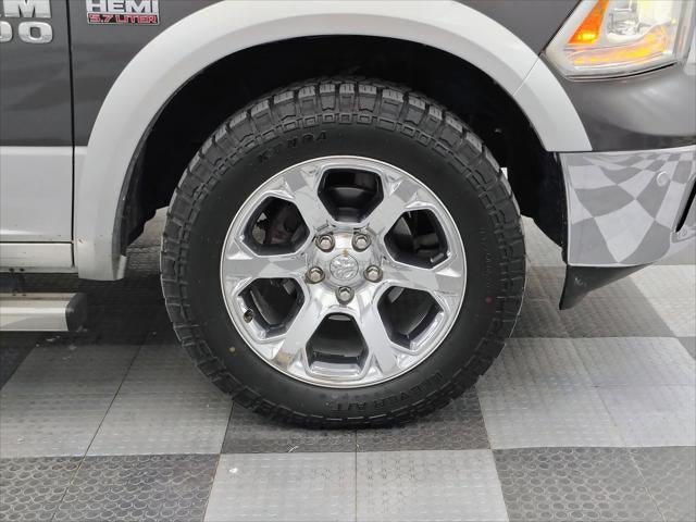 2017 RAM 1500 Laramie Crew Cab 4x4 5'7' Box