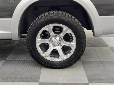 2017 RAM 1500 Laramie Crew Cab 4x4 5'7' Box