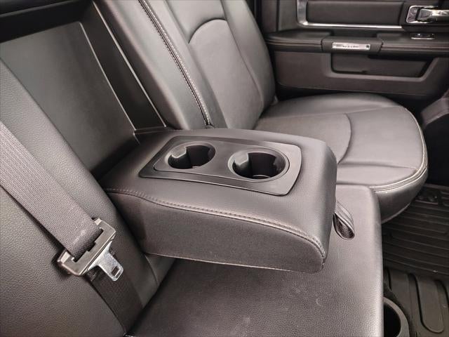 2017 RAM 1500 Laramie Crew Cab 4x4 5'7' Box