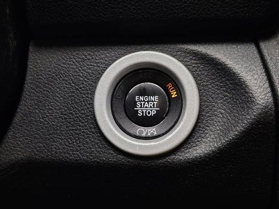 2017 RAM 1500 Laramie Crew Cab 4x4 5'7' Box