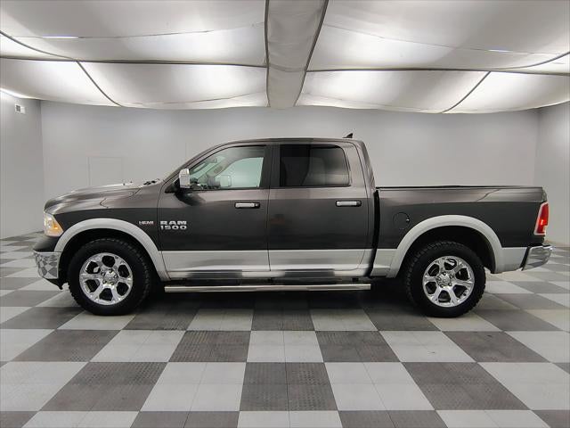 2017 RAM 1500 Laramie Crew Cab 4x4 5'7' Box