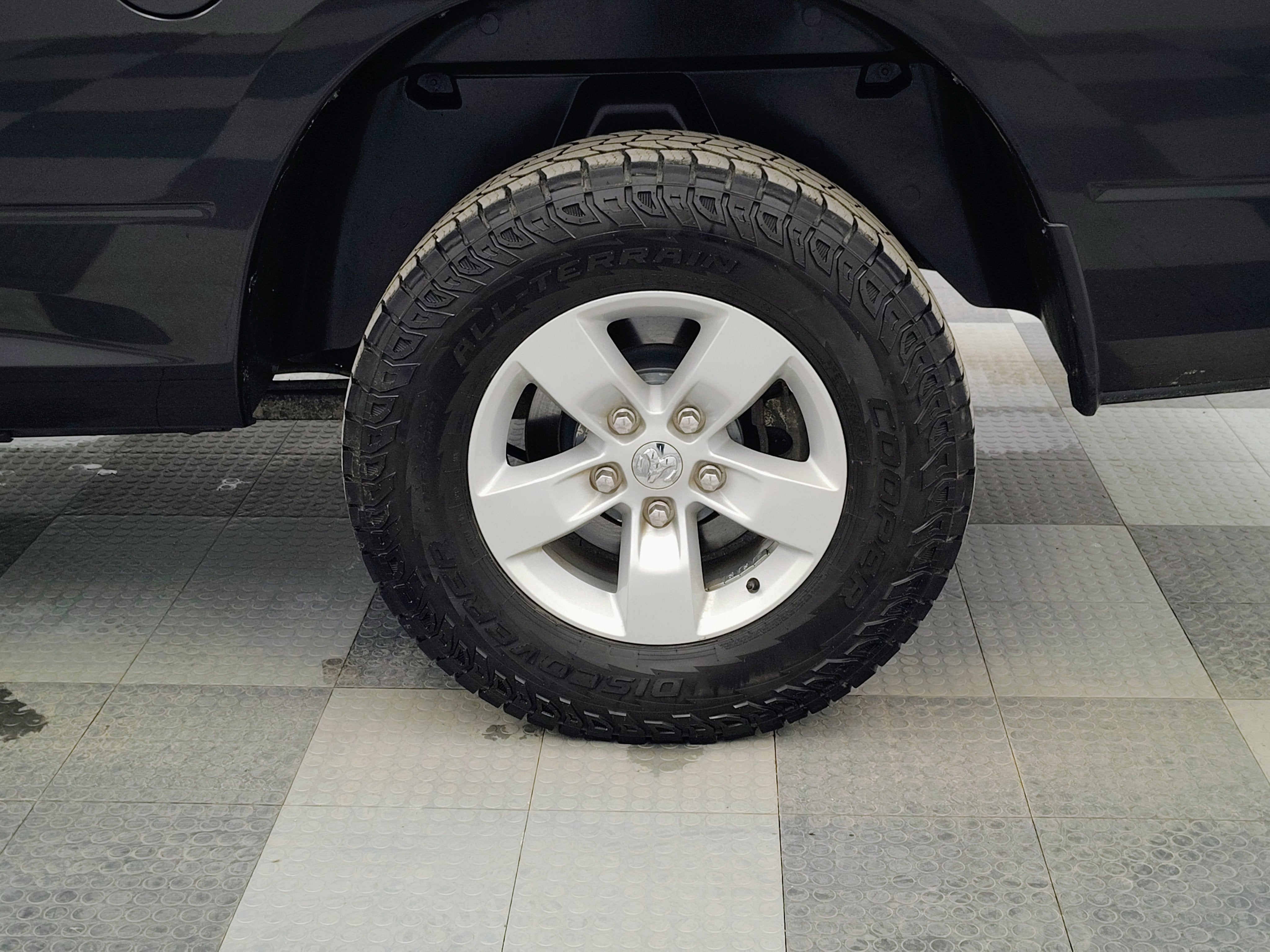 2019 RAM 1500 Classic SLT